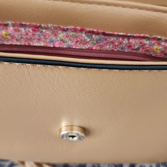 Kayla and Ava purse - Picture 4 of 4